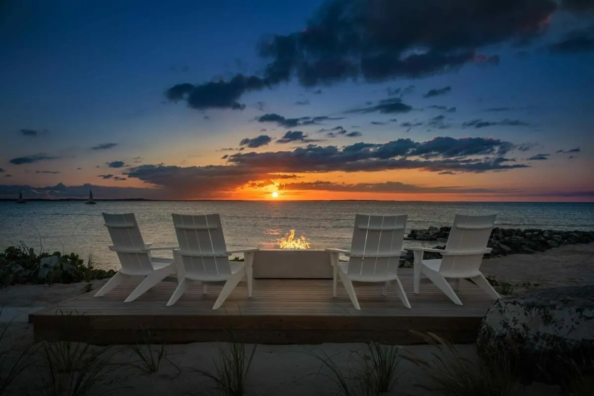A Paradise Of Villa That Provides An Ultimate Luxury Vacation Experiences Long Bay