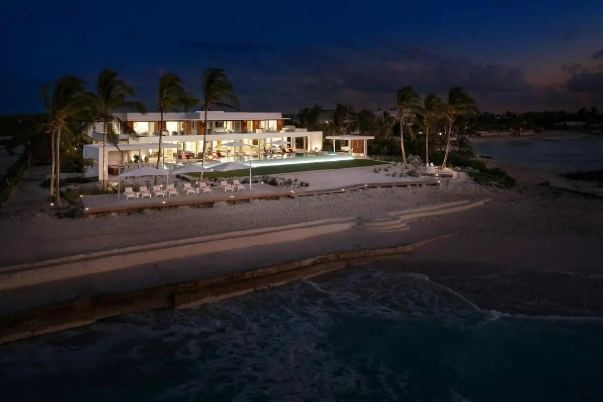 A Paradise Of Villa That Provides An Ultimate Luxury Vacation Experiences Long Bay
